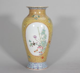 A Rare Famille-Rose Gold-Ground Flower Pattern Vase