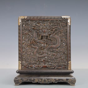 A Rare Zitanwood Dragon-patterned Box?