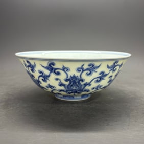 A Rare Blue and white Lotus Flower Pattern Bowl