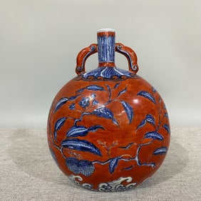 A Rare Blue and White Agate Red Ground Lychee Pattern Vase