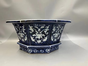 A Rare Blue and White Octagonal Flower Pot