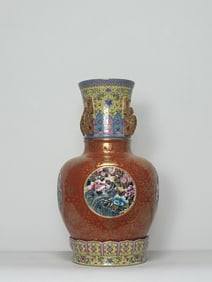 A Rare Wucai Yellow Ground Coral Red Outline in Gold Flower Pattern Vase?