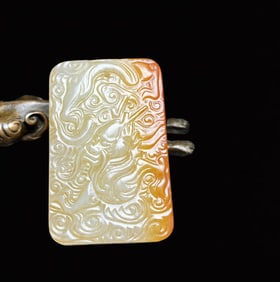 An Exquisite White Jade Dragon Pattern Pendant