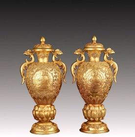 A Pair of Rare Gilt Bronze Buddha Statue Pattern Phoenix Pattern Vases