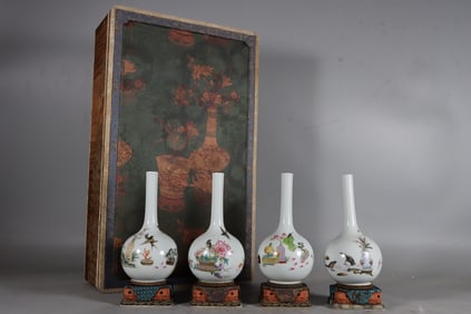 A Set of Fine Famille-Rose Flower and Bird Pattern Vases,With Poem