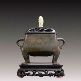 An Archaic Bronze Double-Ears and four legs Censer,with Zitanwood Inlaid White Jade Cover