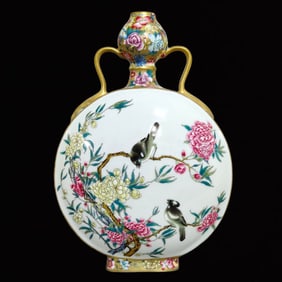 An Exquisite Enamel Flower and Bird Pattern Painted Gold Double-Ears Vase