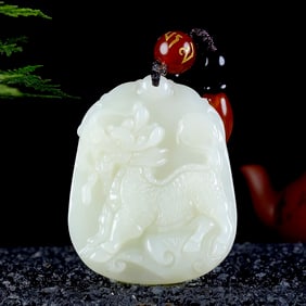 An Exquisite White Jade Kylin Pendant