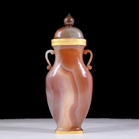 An exquisite agate gold-covered amphora