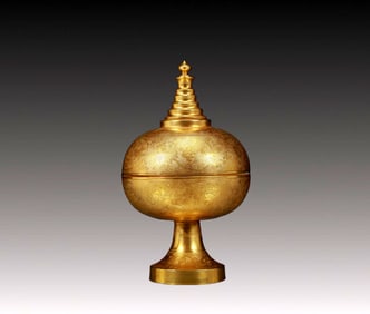 An Exquisite Gilt Bronze Box