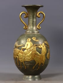 An Exquisite Gilt Bronze Figure Pattern Double-Ears Vase