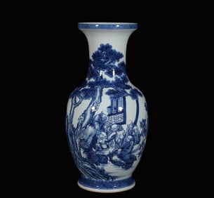 A Huge Blue and White Arhat and Dragon Pattern Vase