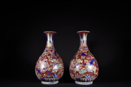 A Pair of Fine Red Ground Fish Pattern Vases