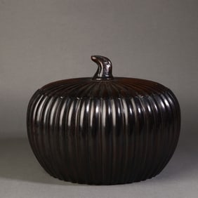 A Rare Zitanwood Jar?