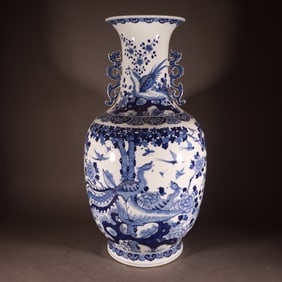A Rare Blue and White Flower and Bird Patterns Vase
