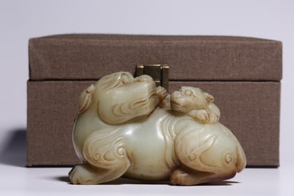 A Rare Hetian Jade Mother and Child Beast