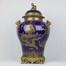 A Rare Ji Blue Glazed Gold Traced Dragon Pattern Jar?