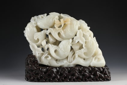 A Rare Hetian Jade Fish-shaped Ornament