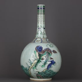 A Rare Tri-Color Auspicious Beast Pattern Vase