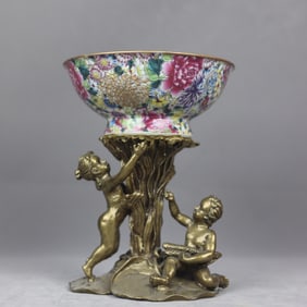 A Rare Famille-Rose Flower Pattern Copper Inlaid Figure Bowl?