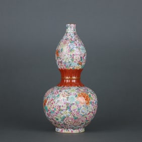 A Rare Famille-Rose Flower Pattern Vase
