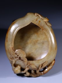 A Rare Hetian Jade Water Washer?