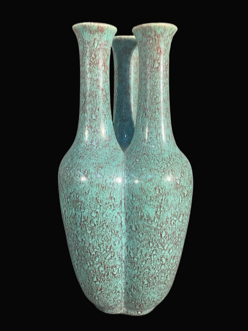 A Rare Robin's-Egg-Glazed Three-tube Vase: A Rare Robin's-Egg-Glazed Three-tube Vase,Qing Dynasty, China,Qianlong Six-character Mark, Size:9.8inx3.5in 炉钧釉三管瓶,中国清代,乾&#