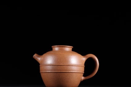 A rare Purple Sands Teapot