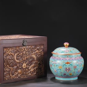 A Rare Enamel Lotus Flower Pattern Jar