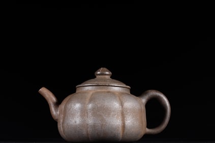 A rare Purple Sands Teapot