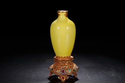 A Rare Yellow Glazed Inlaid with Gilt Silver Vase