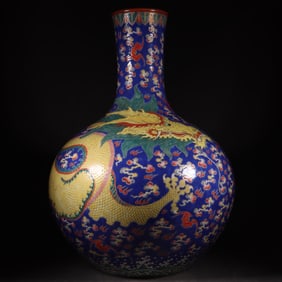 A Rare Blue Ground Famille-Rose Dragon Pattern Vase?