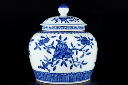A Rare Blue and White Flower and Fruit Pattern Covered Jar