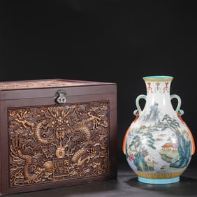 A Rare Enamel Landscape Pattern Vase