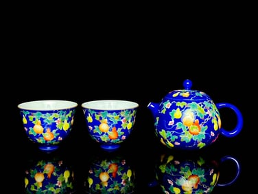 A Set of Fine Enamel Flower and Fruit Pattern Teapot Cup