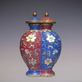 An Exquisite Enamel Lotus Pattern Jar