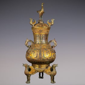 An Exquisite Bronze Inlaid Gold Bird Pattern With Inscription Vase