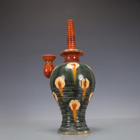 A Exquisite Trio-colored glazed pottery of the Tang Dynasty Vase