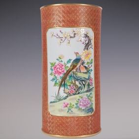 An Exquisite Enamel Iron-Red Painted Gold Flower and Bird Pattern Brush Pot