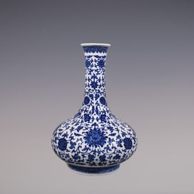 An Exquisite Blue and White Lotus Pattern Vase