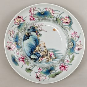 An Exquisite Famille-Rose Flower Pattern Character and Story Pattern Plate