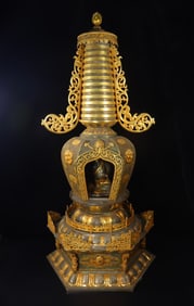 An Exquisite Gilt Bronze Lotus Pattern Pagoda
