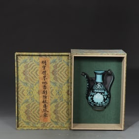 An Exquisite Fahua Glazed Lotus Pattern Ewer