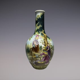 An Exquisite Enamel Character and Story Pattern Vase