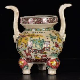 An Exquisite Blue and White Underglaze-Red The twelve Chinese zodiac signs Pattern Double-Ears and