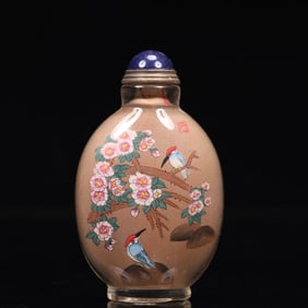 An Exquisite Glass Flower and Bird Pattern Snuff Bottle