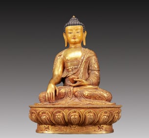 A Solemn Gilt Bronze Statue of Sakyamuni