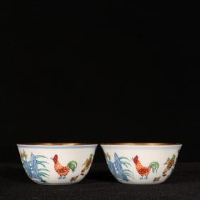 A Pair of Exquisite Doucai Painted Gold Flower and Rooster Pattern Cups