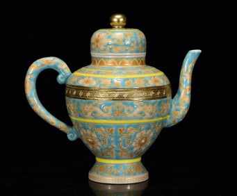 An Exquisite Famille-Rose Painted Gold Lotus and Dragon Pattern Ewer