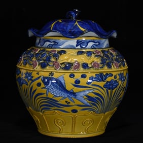 An Exquisite Yellow Ground Blue and White Underglaze-Red Flower,Fish and Algae Pattern Cover Jar